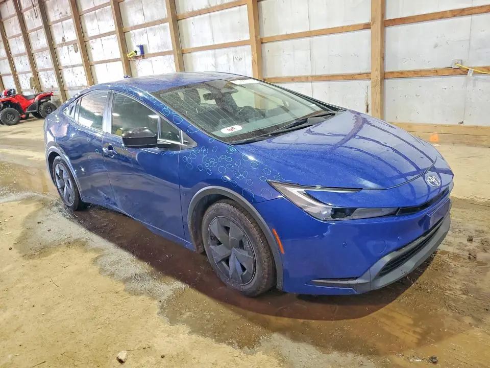 2023 TOYOTA PRIUS LE  
