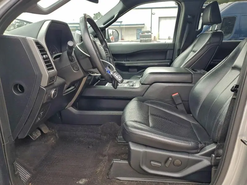 2021 FORD EXPEDITION XLT  