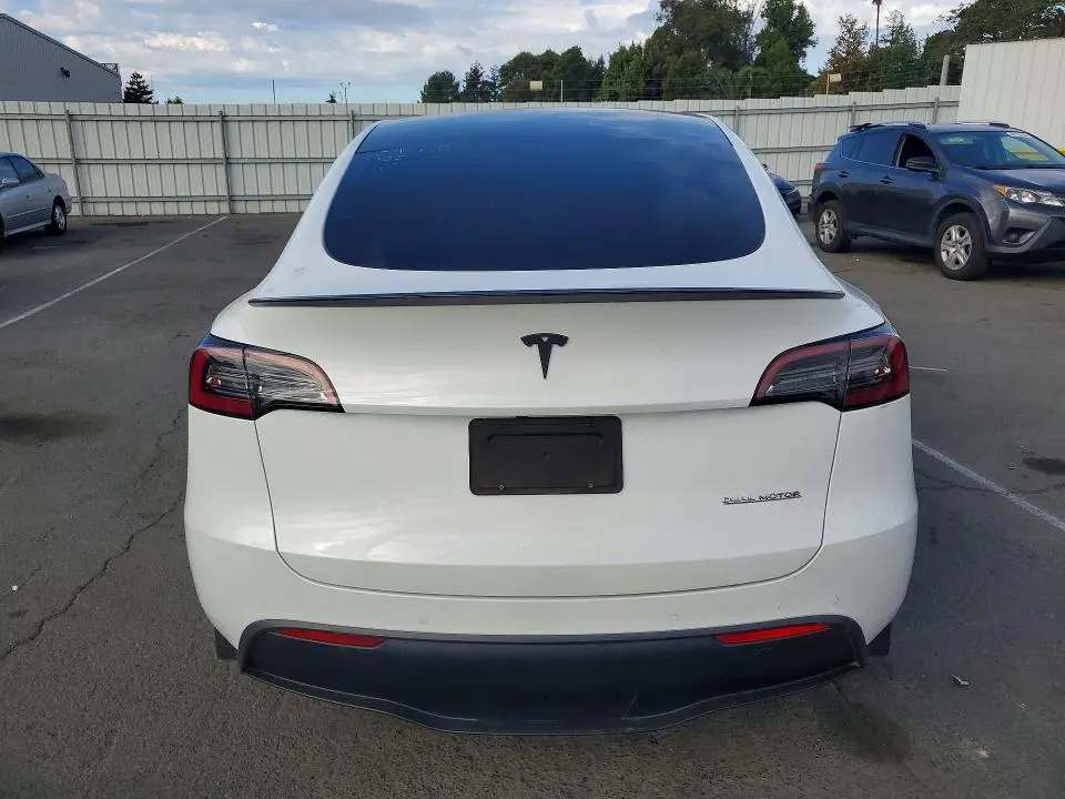 2022 TESLA MODEL Y   