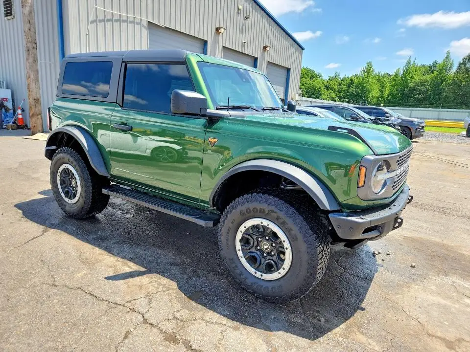 2022 FORD BRONCO BASE  