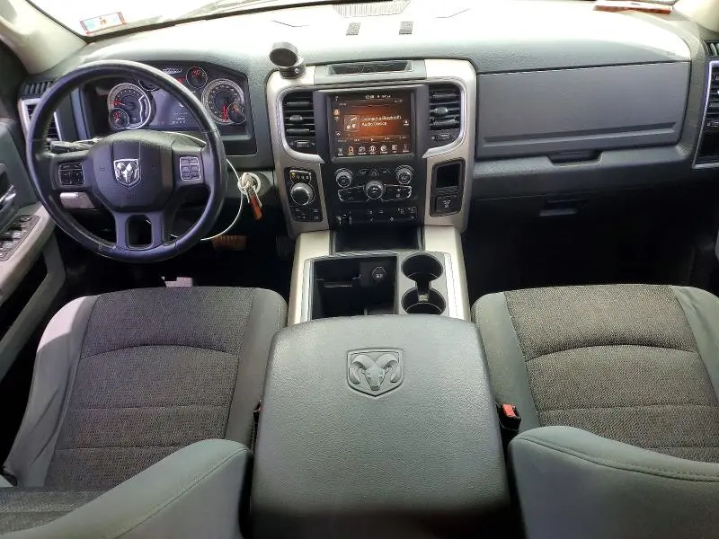 2014 RAM 1500 SLT  