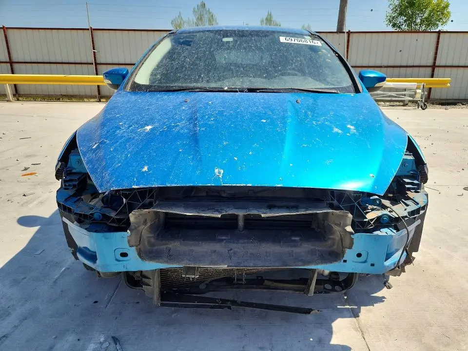 2016 FORD FOCUS SE  