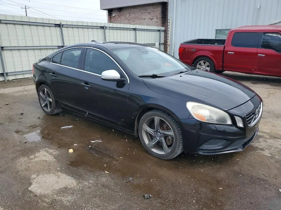 2013 VOLVO S60 T6  