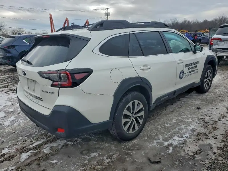 2024 SUBARU OUTBACK PREMIUM  
