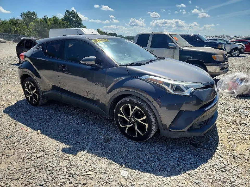 2018 TOYOTA C-HR XLE  