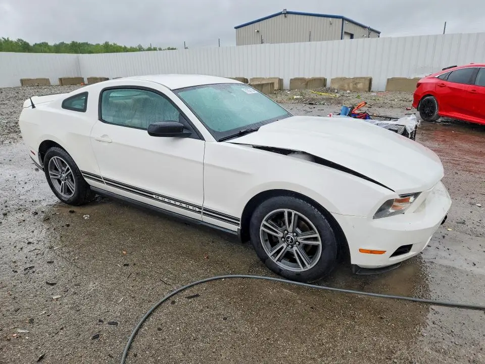 2010 FORD MUSTANG   