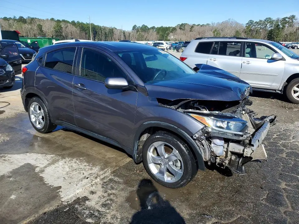 2021 HONDA HR-V LX  
