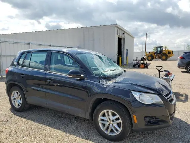 2011 VOLKSWAGEN TIGUAN S  