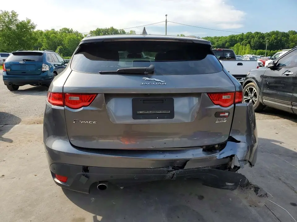 2018 JAGUAR F-PACE PRESTIGE  