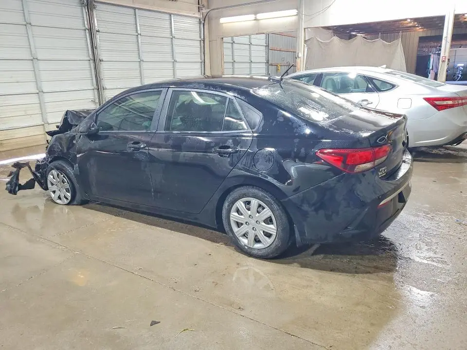 2022 KIA RIO S  