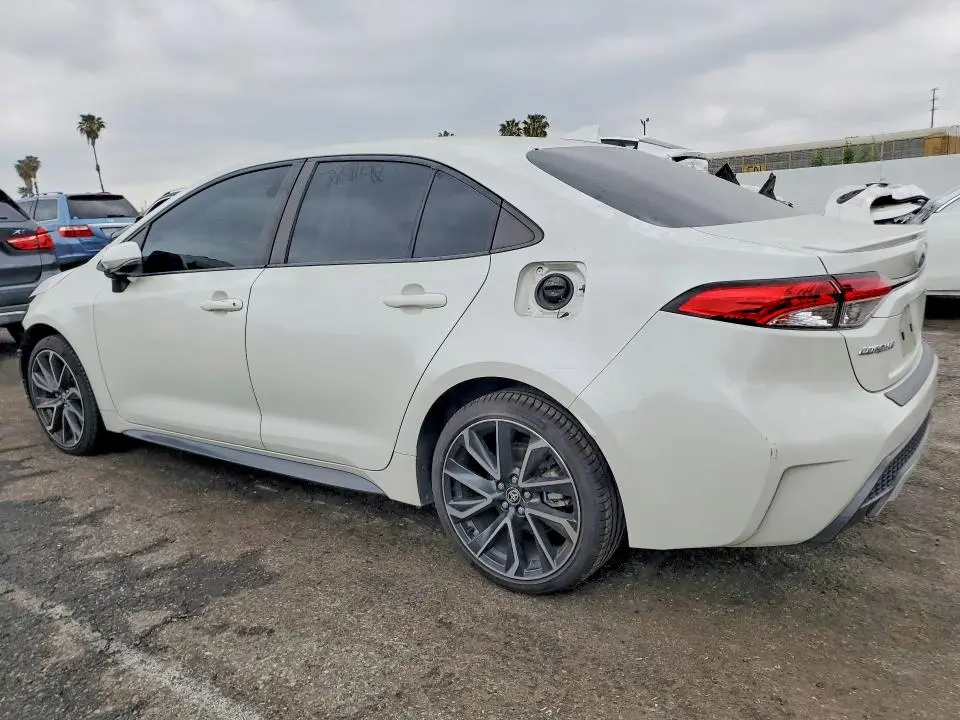 2020 TOYOTA COROLLA SE  