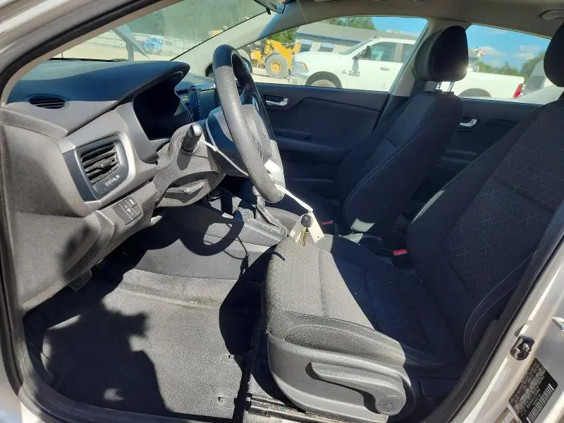 2020 KIA RIO LX  