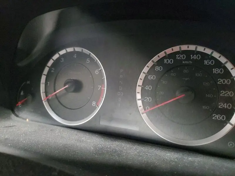 2010 HONDA ACCORD LX  