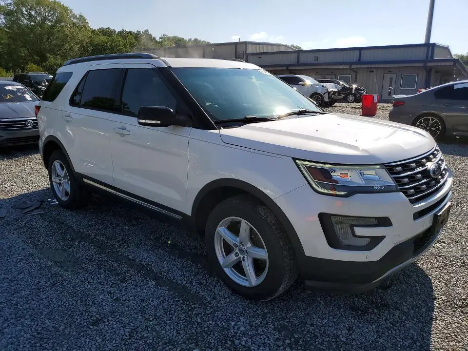 2016 FORD EXPLORER XLT  