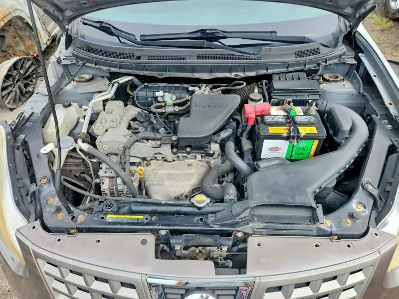 2010 NISSAN ROGUE S  