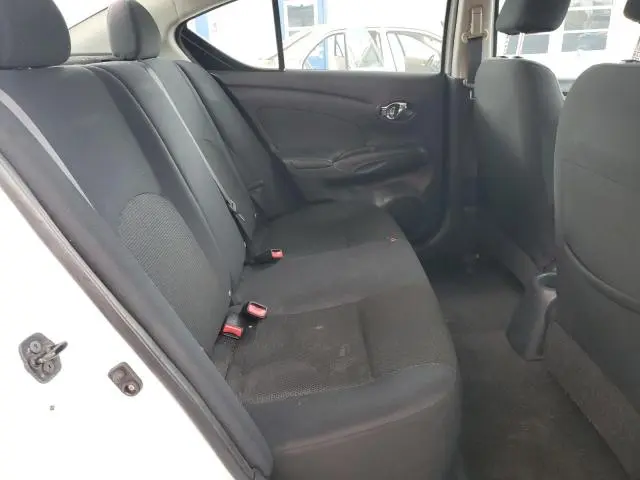 2013 NISSAN VERSA S  