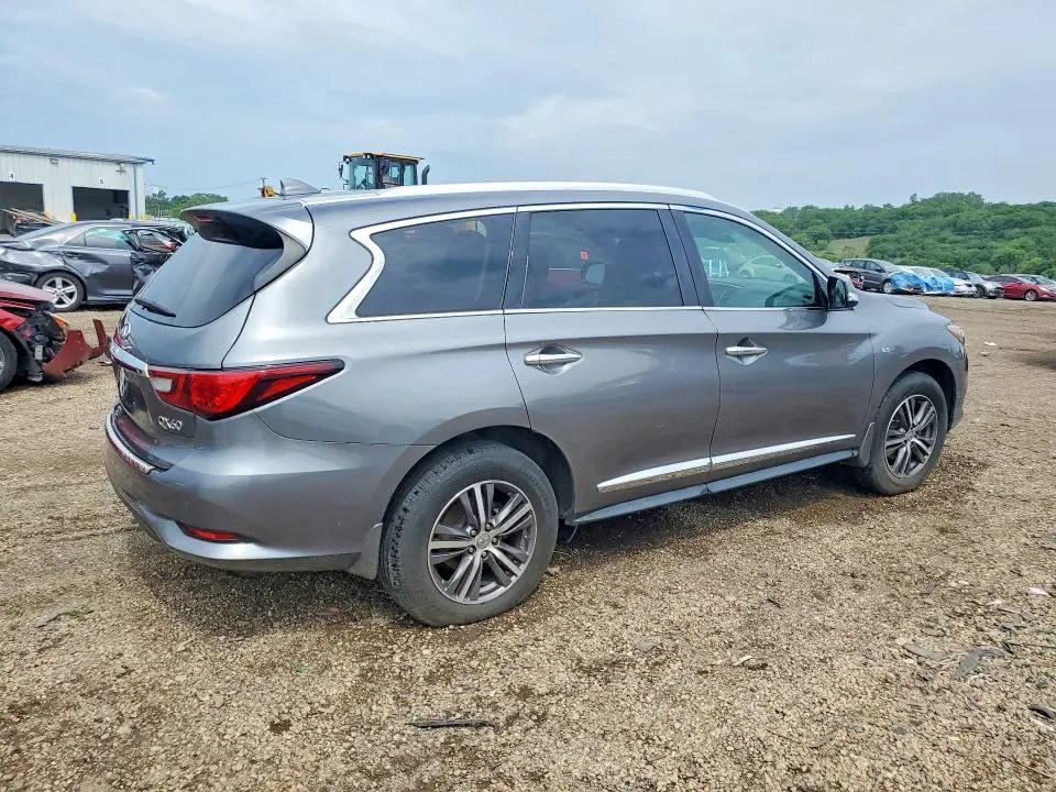 2019 INFINITI QX60 LUXE  