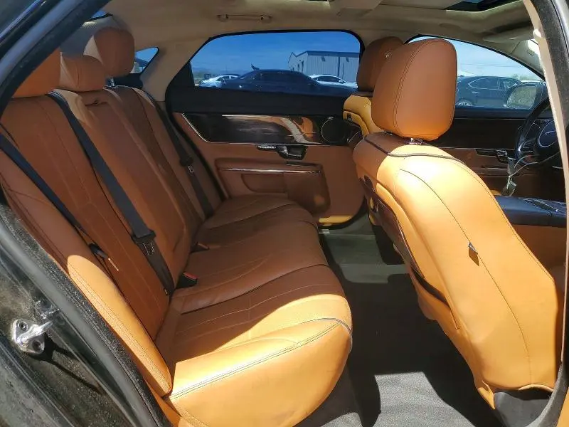 2011 JAGUAR XJL   