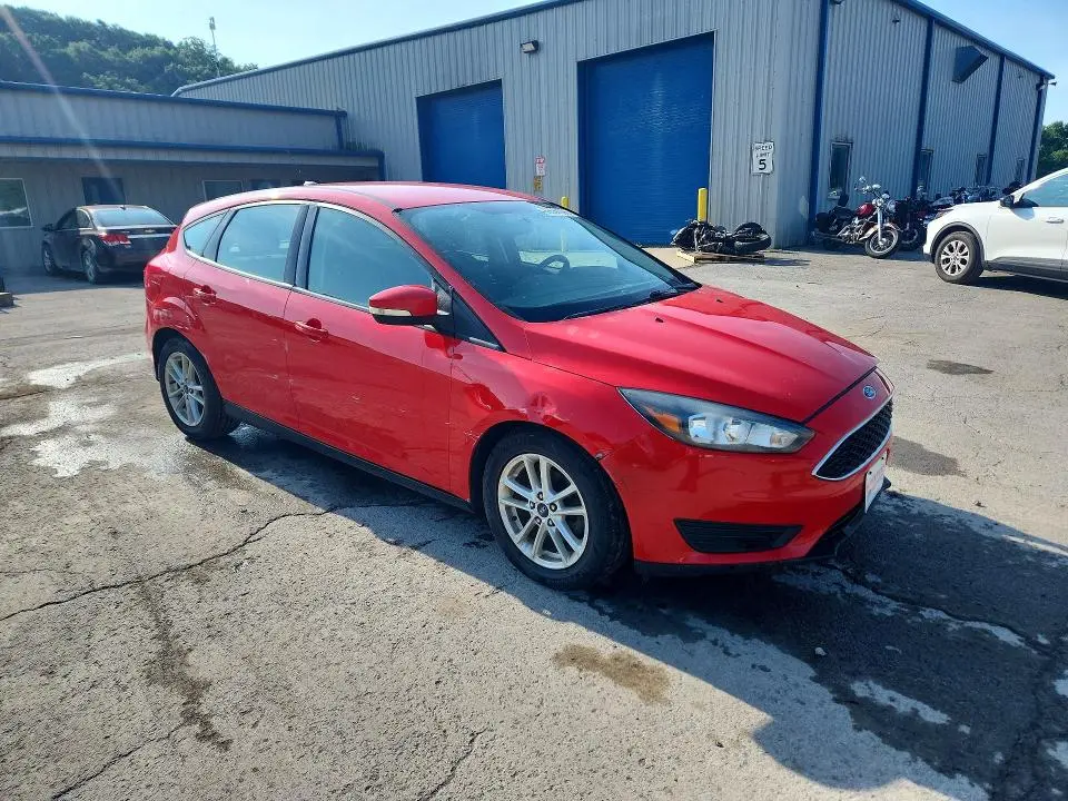 2017 FORD FOCUS SE  