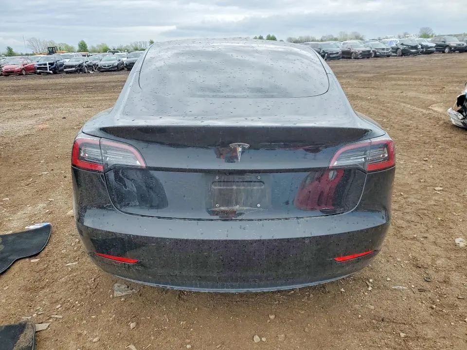 2018 TESLA MODEL 3   
