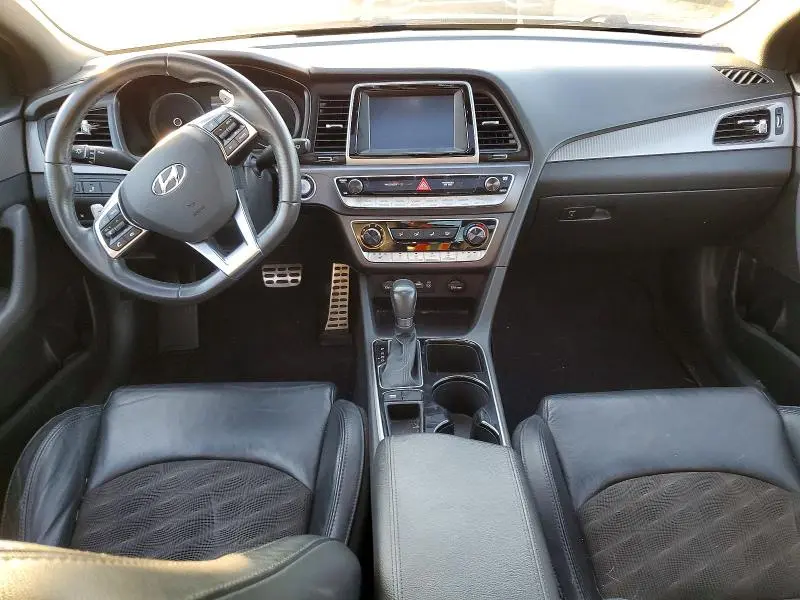 2018 HYUNDAI SONATA SPORT  