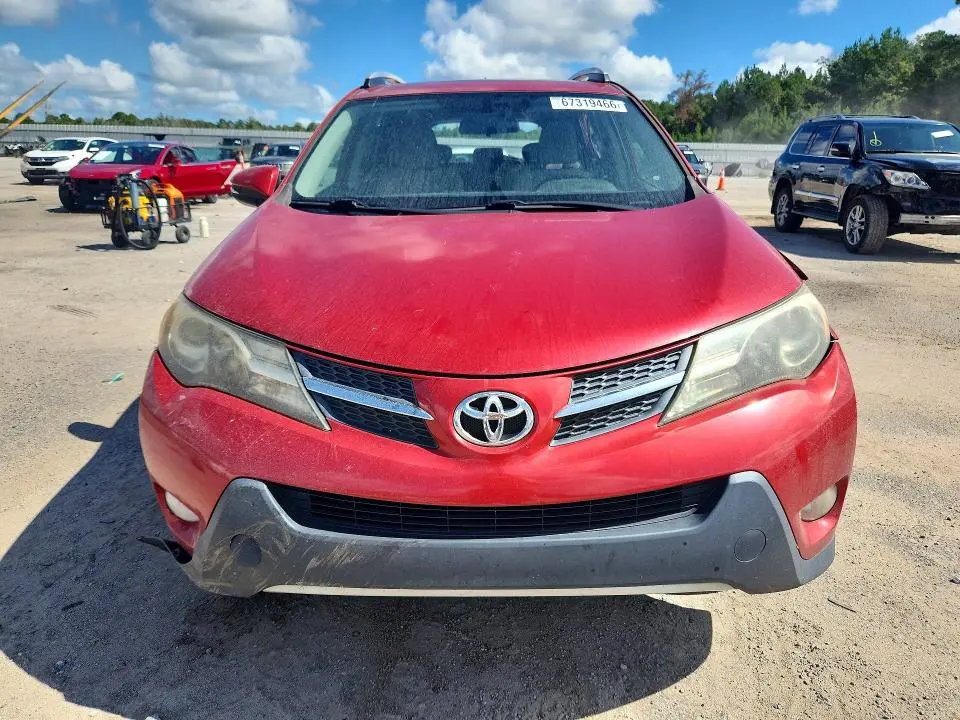 2014 TOYOTA RAV4 XLE  