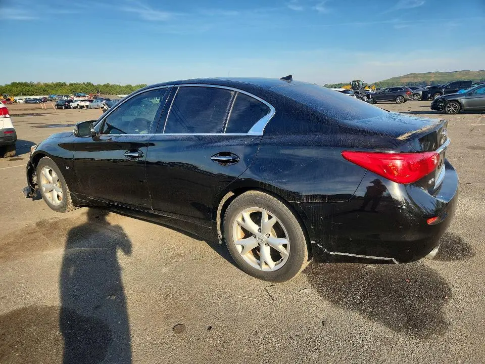 2015 INFINITI Q50 BASE  