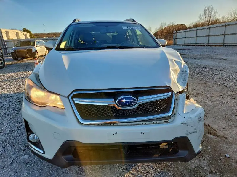 2016 SUBARU CROSSTREK LIMITED  