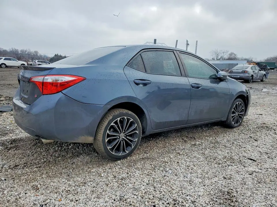 2015 TOYOTA COROLLA   