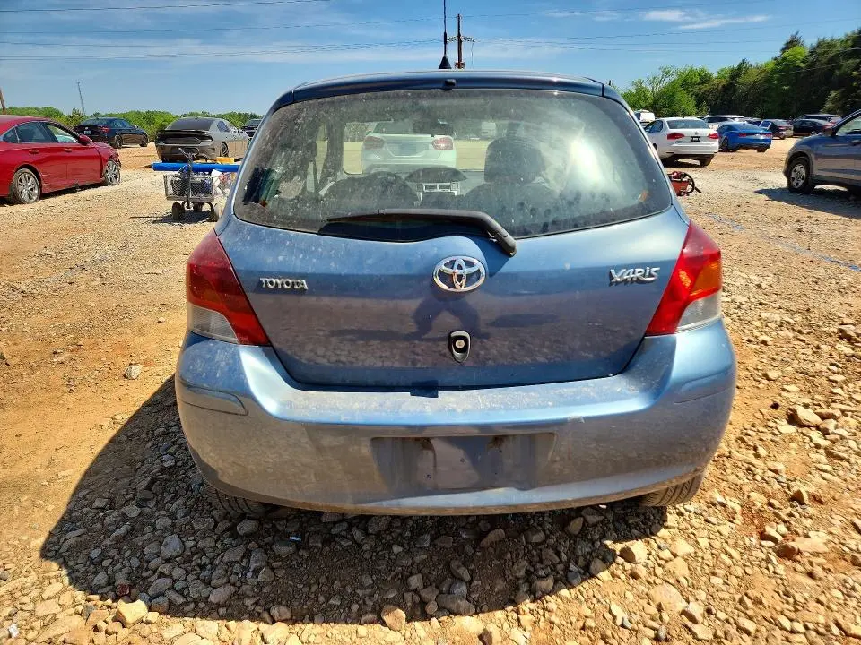 2010 TOYOTA YARIS BASE  