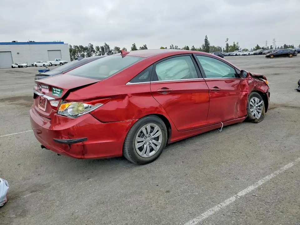 2011 HYUNDAI SONATA GLS  