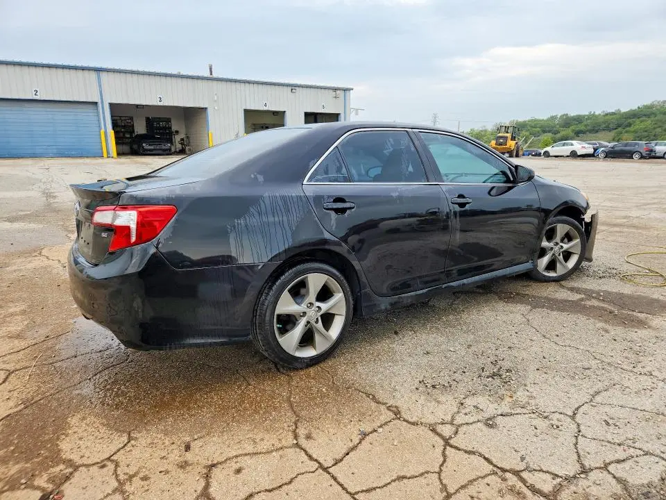 2014 TOYOTA CAMRY SE SPORT  
