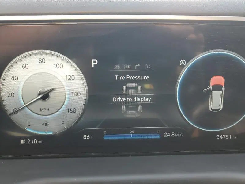 2024 HYUNDAI TUCSON SEL  