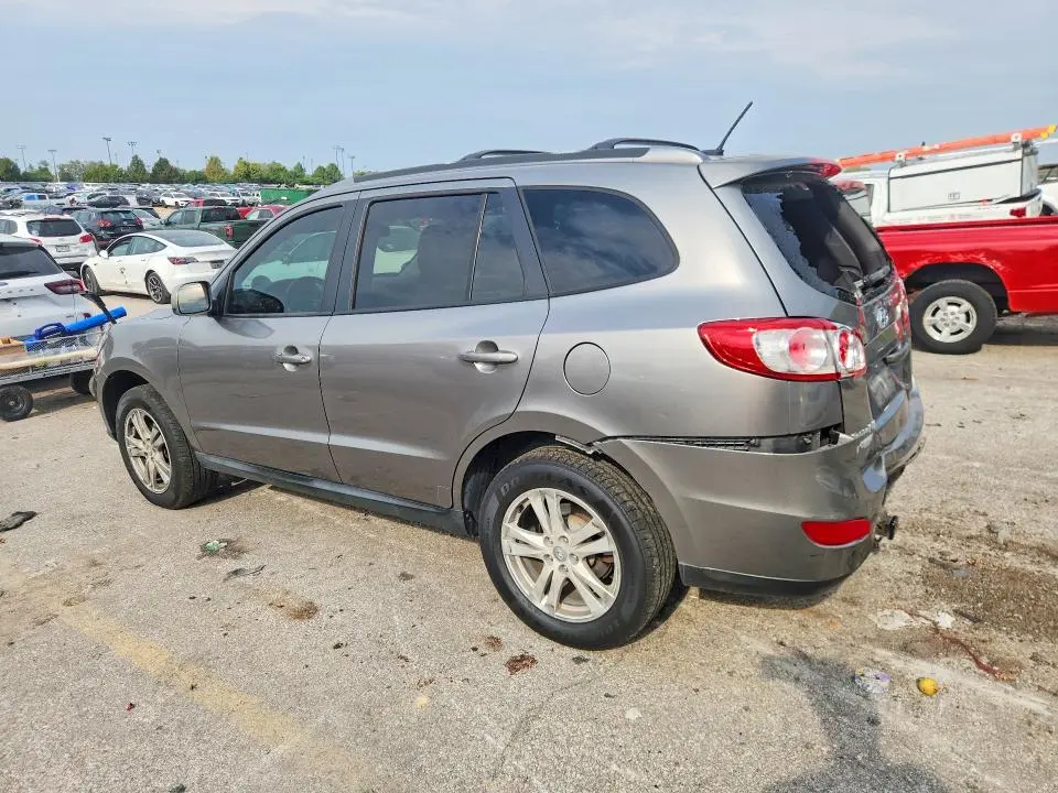 2012 HYUNDAI SANTA FE SE  