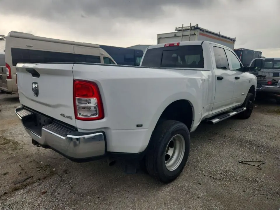2022 RAM 3500 TRADESMAN  