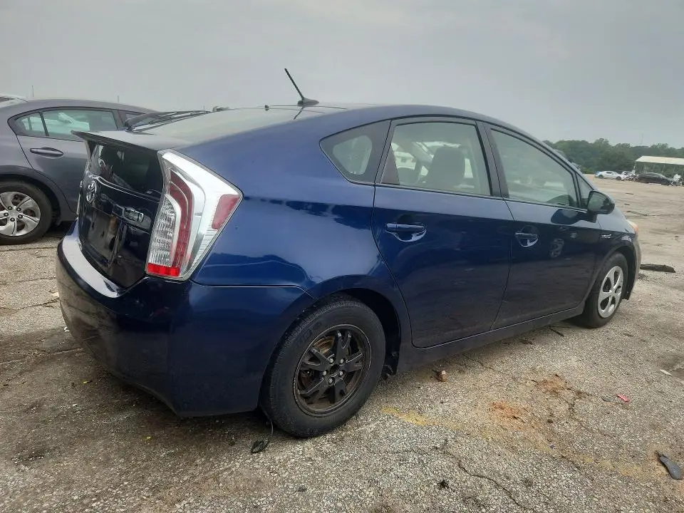 2014 TOYOTA PRIUS THREE  