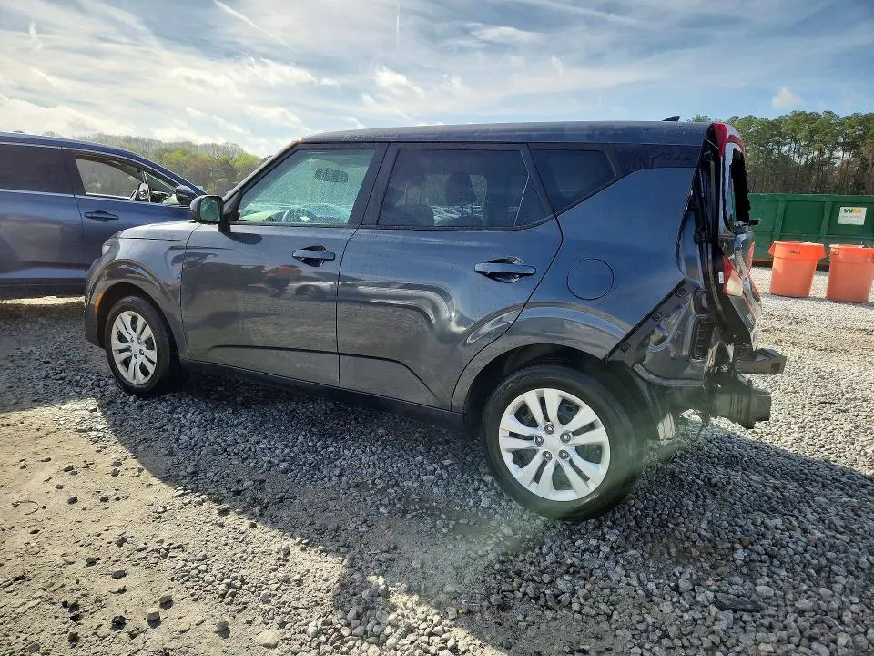 2022 KIA SOUL LX  