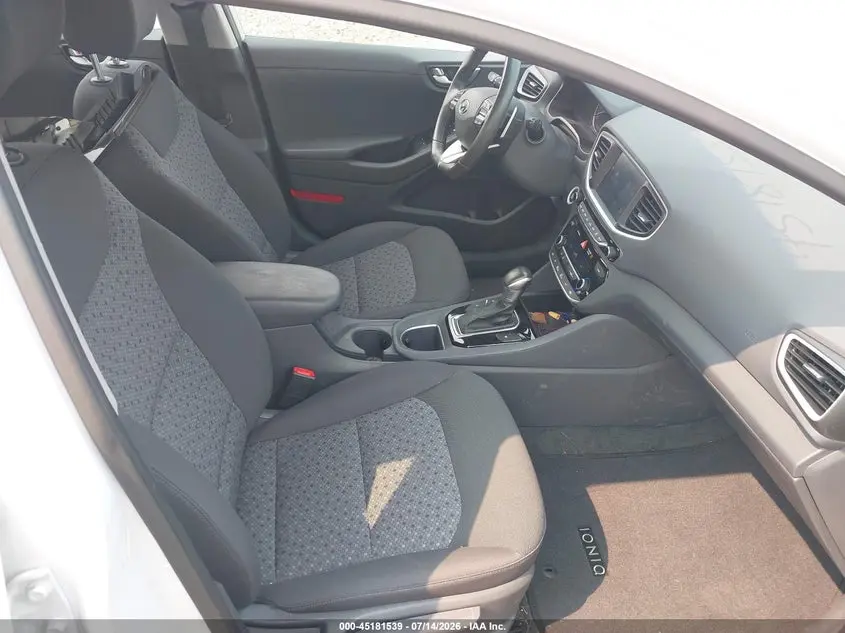 2019 HYUNDAI IONIQ PLUG-IN HYBRID  