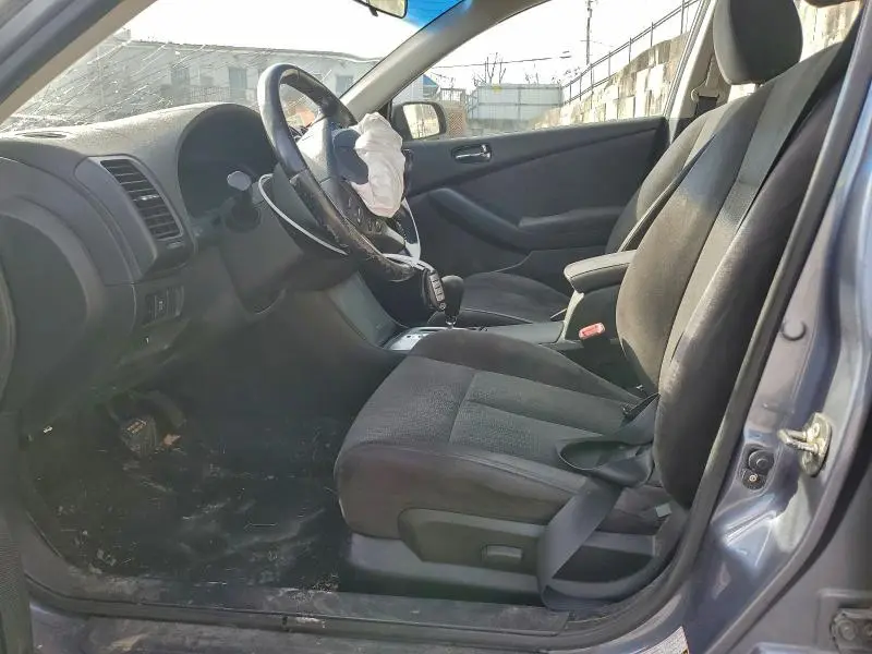 2011 NISSAN ALTIMA BASE  