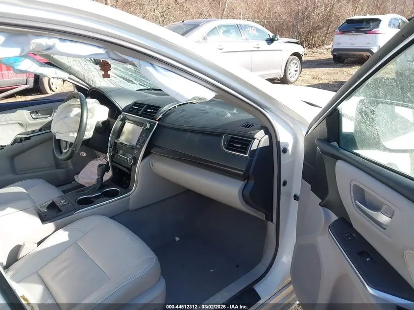 2017 TOYOTA CAMRY XLE V6