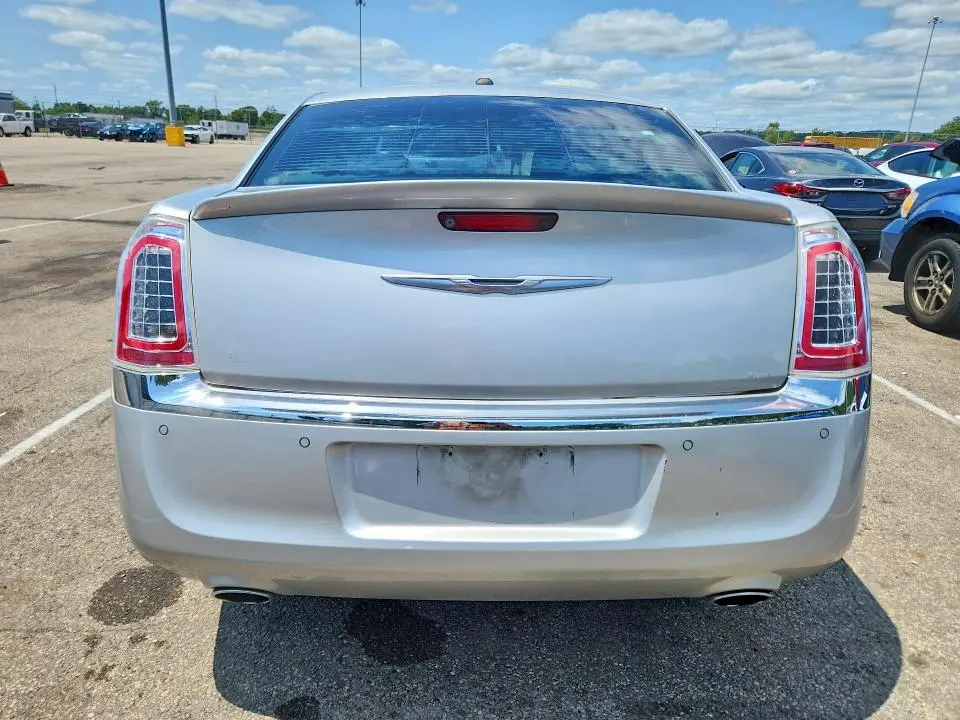 2012 CHRYSLER 300 LIMITED  