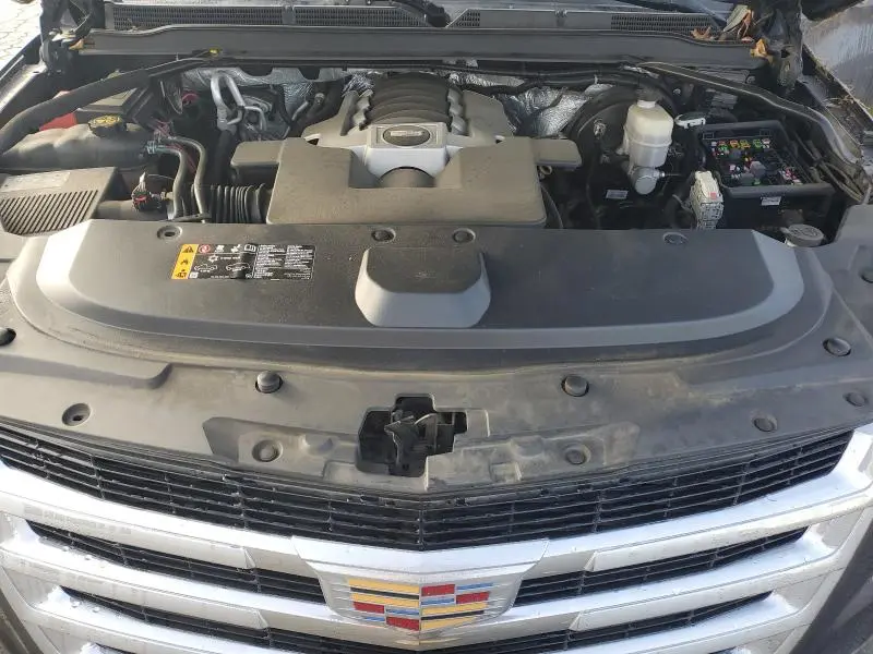 2018 CADILLAC ESCALADE LUXURY  