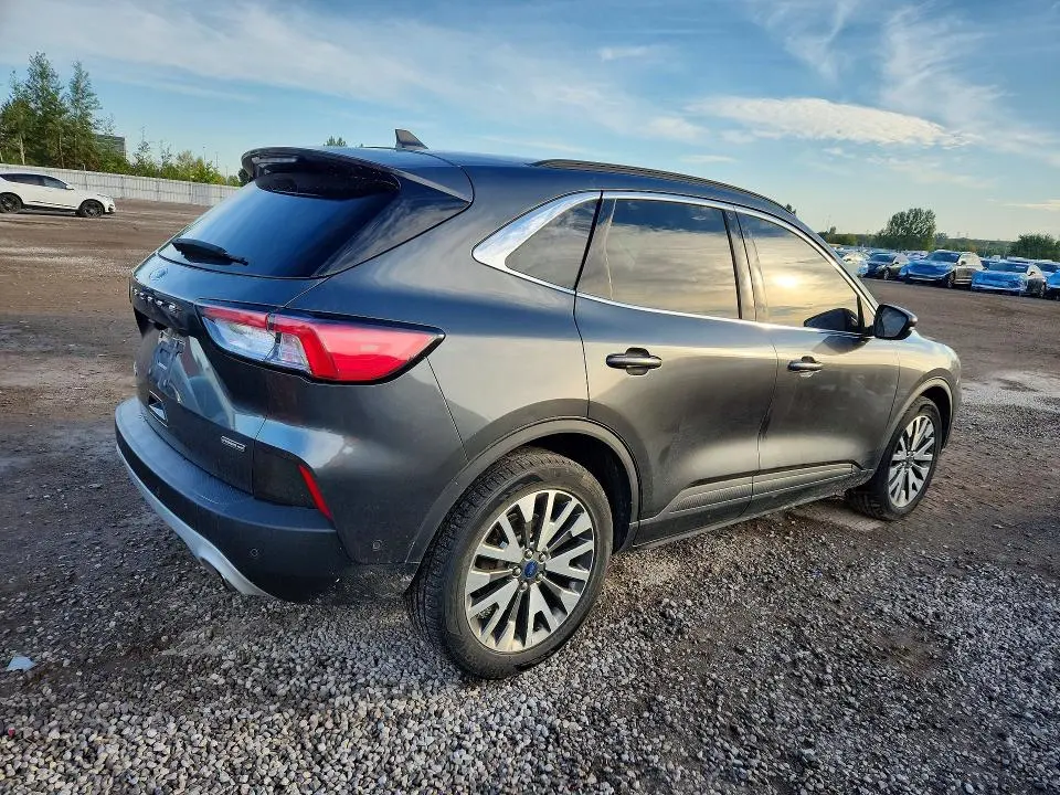 2020 FORD ESCAPE TITANIUM  