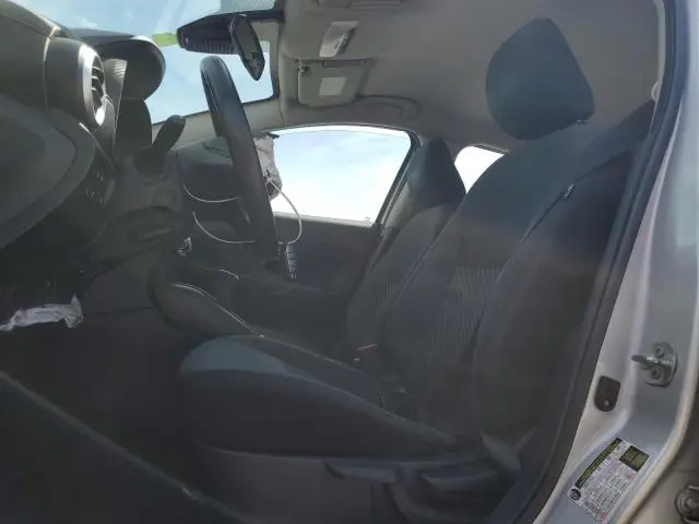 2020 NISSAN VERSA S  
