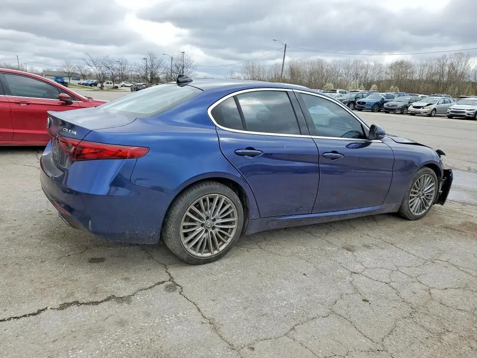 2017 ALFA ROMEO GIULIA TI Q4  