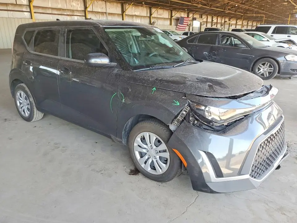 2024 KIA SOUL LX  