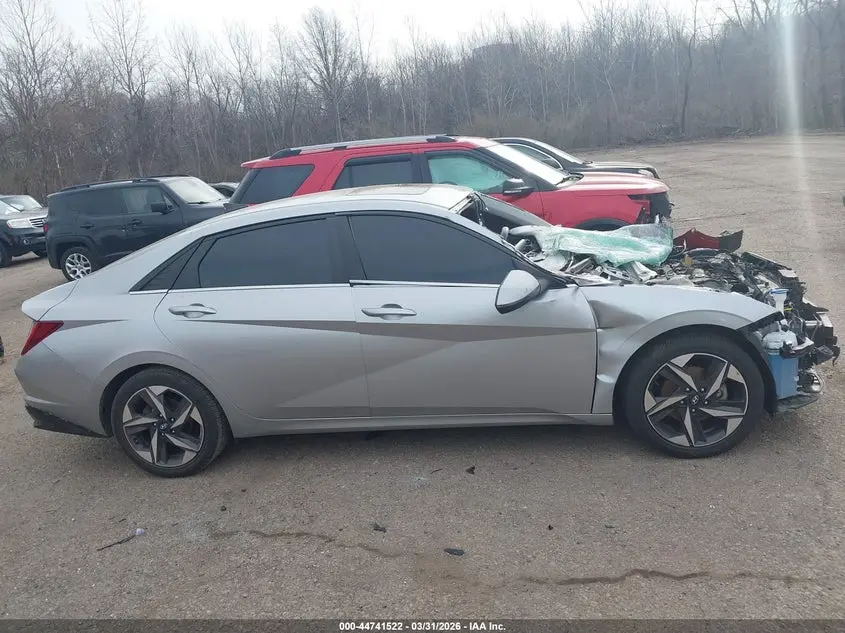 2022 HYUNDAI ELANTRA LIMITED