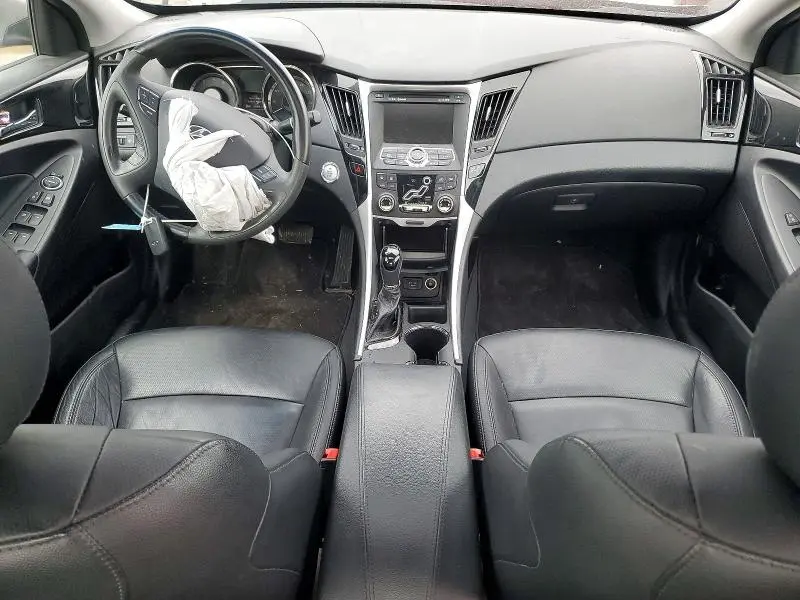 2011 HYUNDAI SONATA SE  