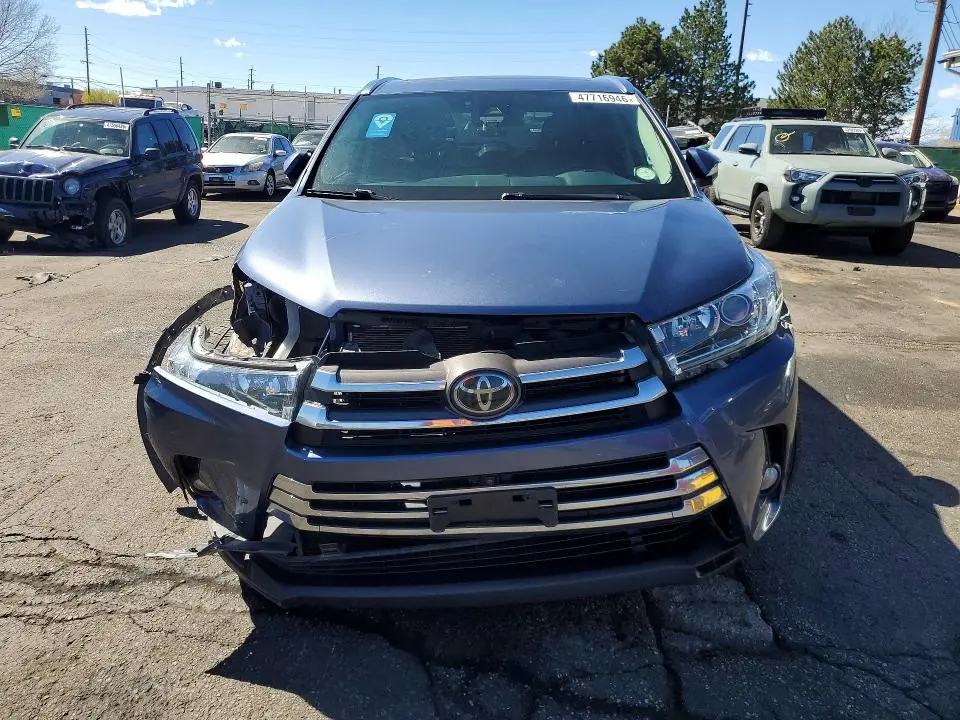 2018 TOYOTA HIGHLANDER LIMITED PLATINUM  