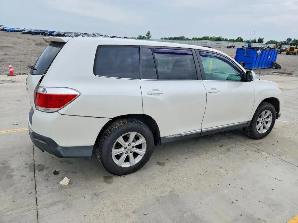 2011 TOYOTA HIGHLANDER BASE  